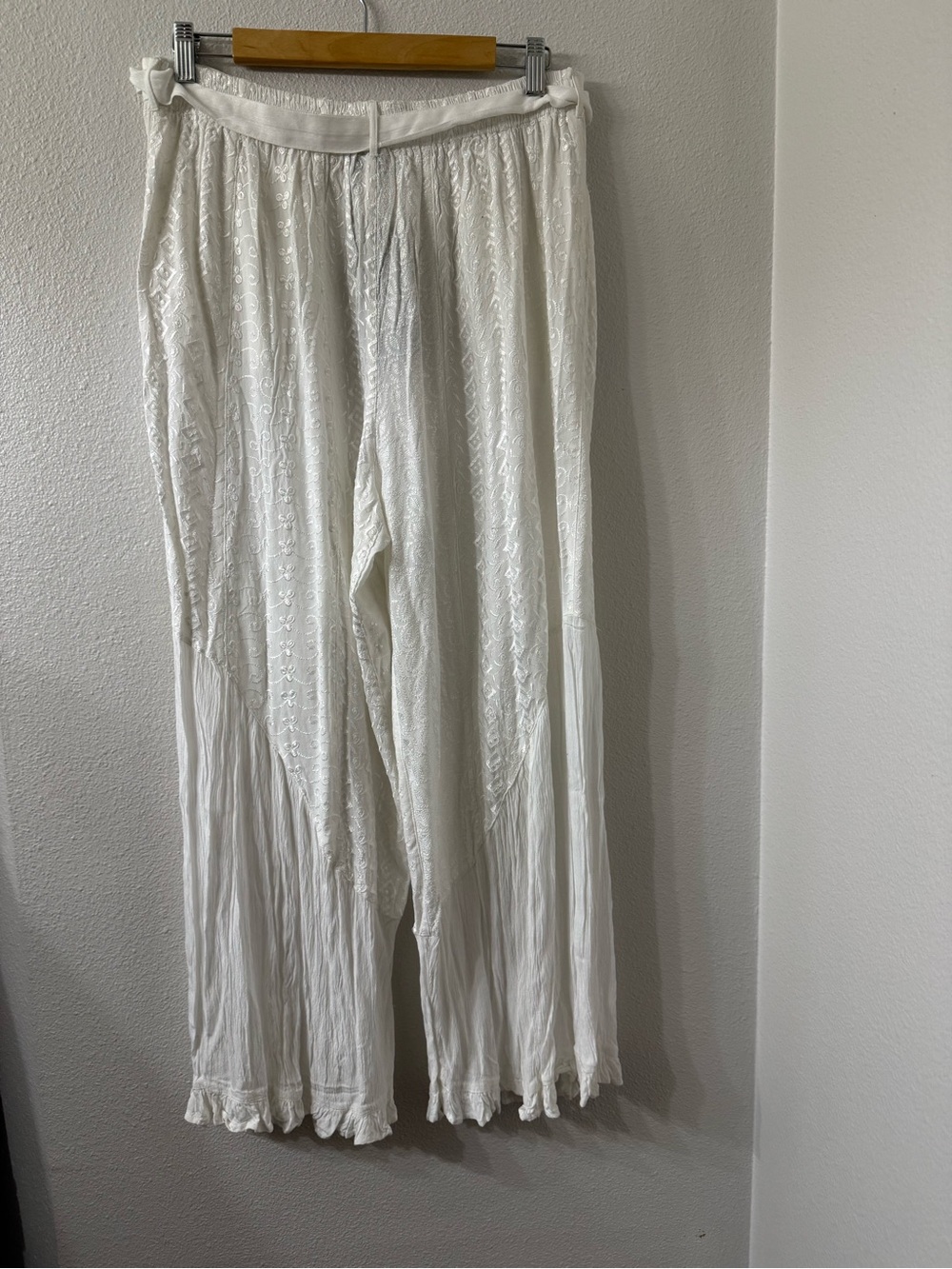 Young Threads White Embroidered Wide Leg Pants | Boho Cottagecore Resort XLG - Picture 3 of 7